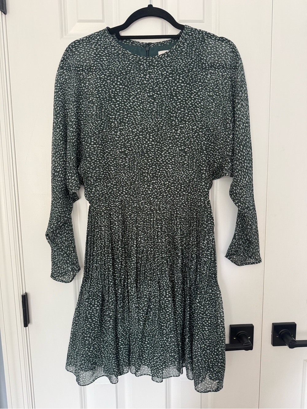 Joie Green White Micro Dot Pleated Tiered Mini Dress Long Sleeve Size 2